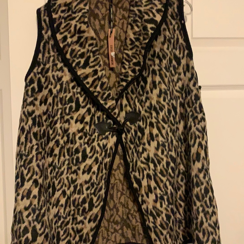 NWT Leopard Vest